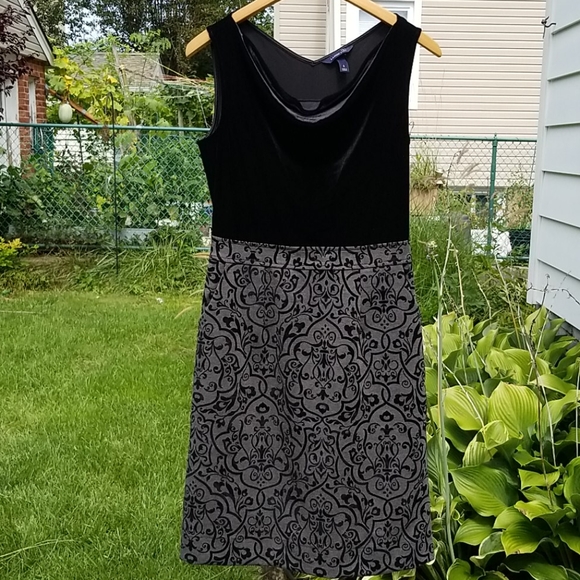 Lands' End Dresses & Skirts - Lands End Sleeveless Dress Faux Velvet size 6